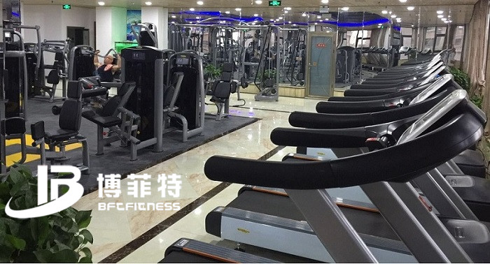 俄羅斯健身房