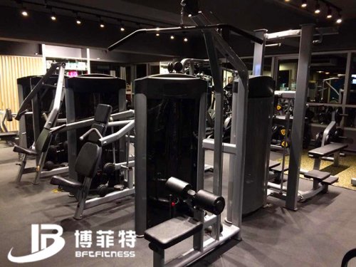 香港客戶的健身房圖片 向日葵视频网站健身器材案例