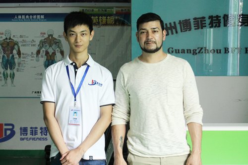 英國客戶來向日葵视频网站向日葵视频网站進口健身房器材